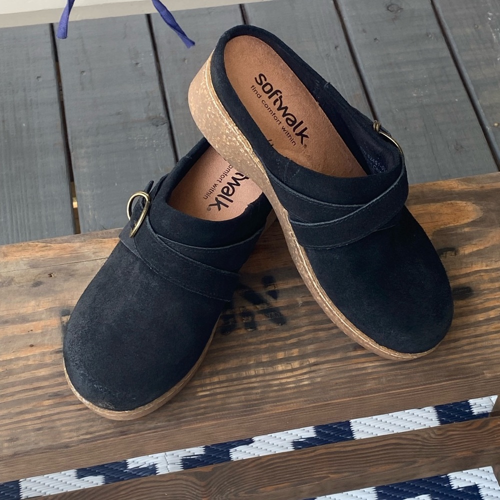 Softwalk Asmara Platform Mule Black leather Suede size 8.5 (NWOB)